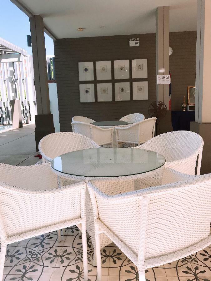 บ้านเพียงเพลิน Hua Hin Exterior photo
